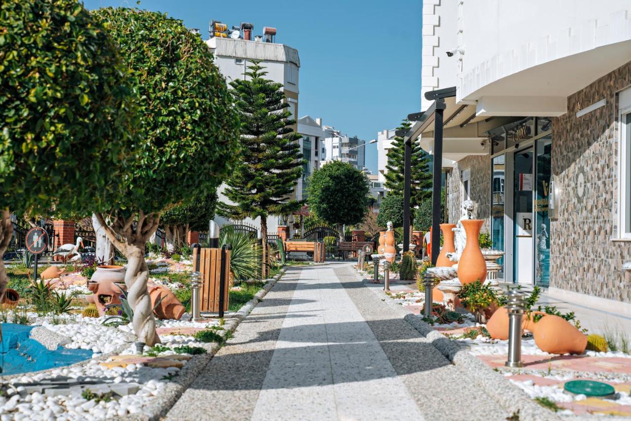 Onkel Rada Apart Hotel Αττάλεια Εξωτερικό φωτογραφία